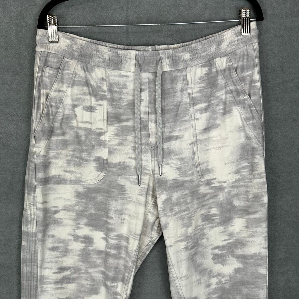 Athleta Pants Womens 12 Gray Camo Farallon Printed Jogger Sweatpants Comfort Gym - Picture 2 of 13
